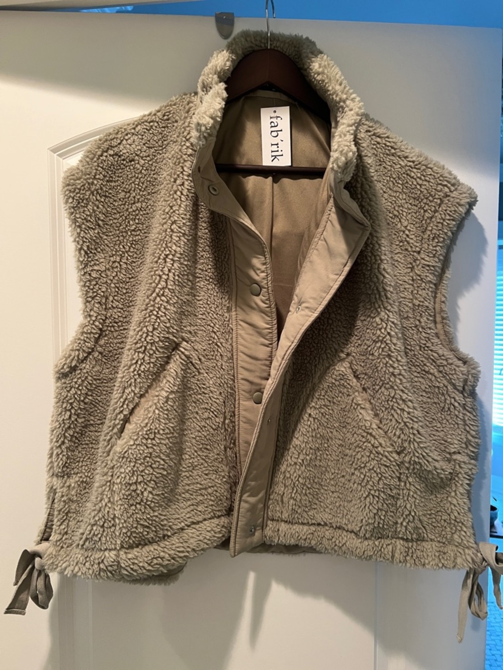 fab'rik sage green Sherpa Snap-Front Vest